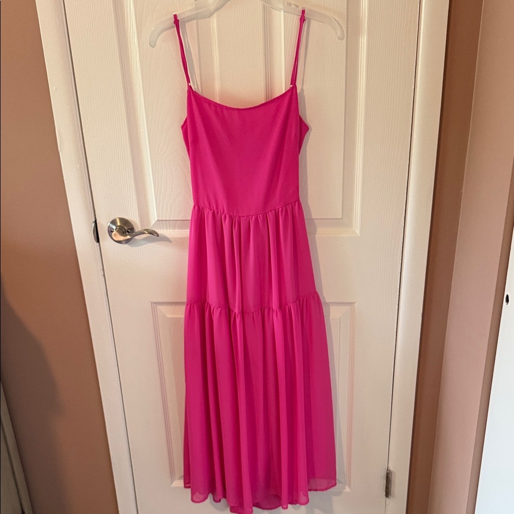 *LIKE NEW* Vibrant Pink Chiffon Maxi Dress